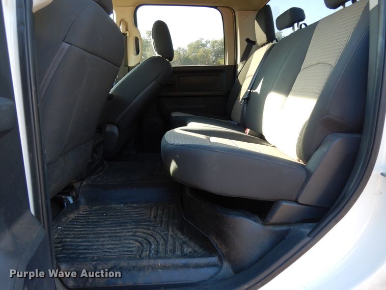 image for item DF0321 2012 Dodge Ram 2500 ST  Crew Cab pickup truck