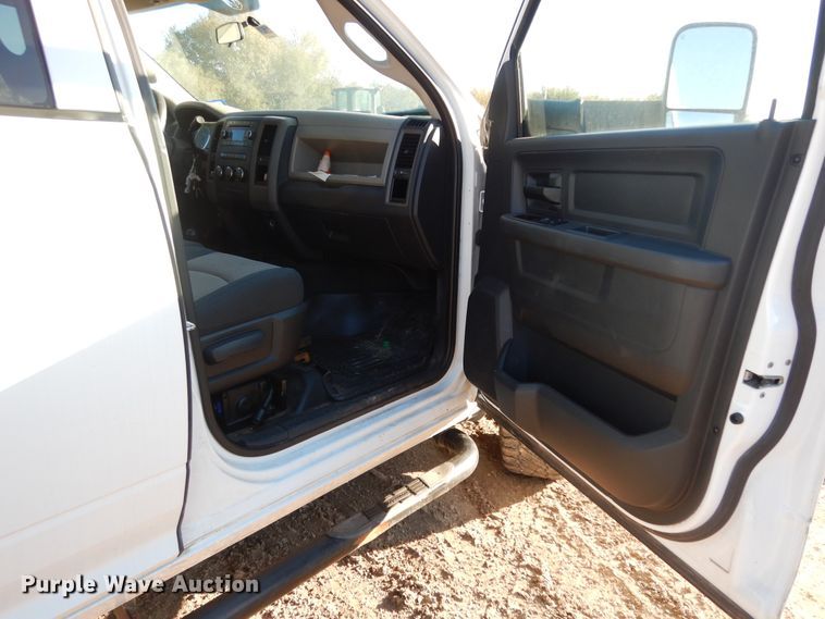 image for item DF0321 2012 Dodge Ram 2500 ST  Crew Cab pickup truck