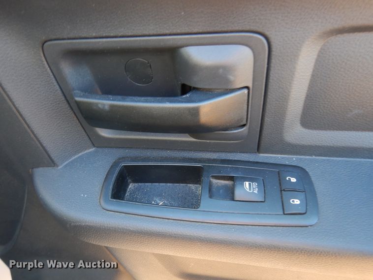 image for item DF0321 2012 Dodge Ram 2500 ST  Crew Cab pickup truck