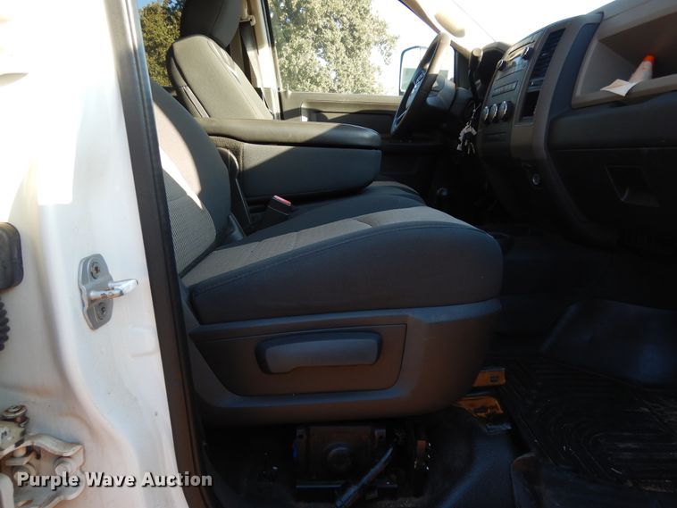 image for item DF0321 2012 Dodge Ram 2500 ST  Crew Cab pickup truck
