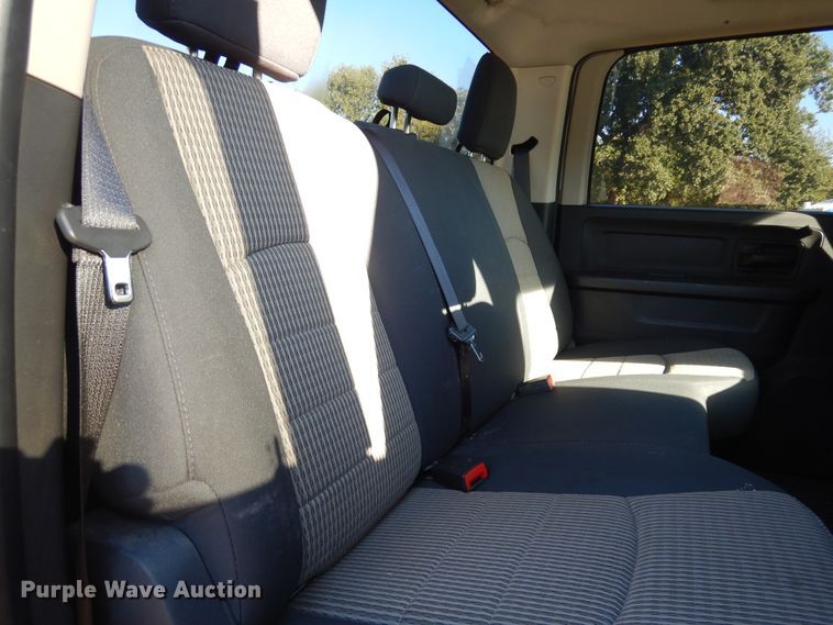 image for item DF0321 2012 Dodge Ram 2500 ST  Crew Cab pickup truck