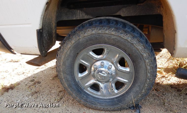 image for item DF0321 2012 Dodge Ram 2500 ST  Crew Cab pickup truck