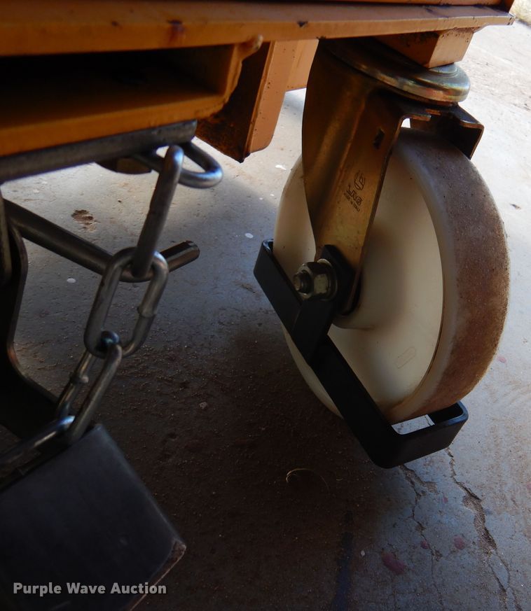 image for item DI5379 2002 Multiton SM 20-62  forklift