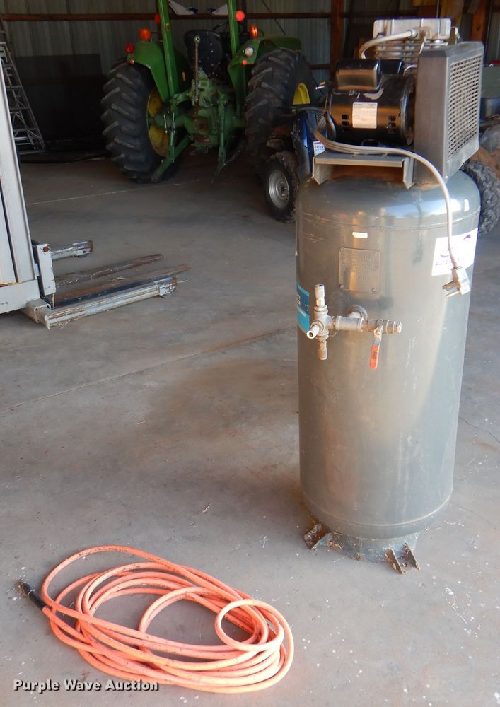 image for item DI5381 DeVilbiss Pro 4000  air compressor