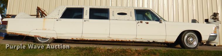 image for item DI5459 1967 Chrysler New Yorker  limousine