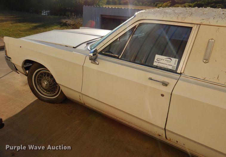 image for item DI5459 1967 Chrysler New Yorker  limousine