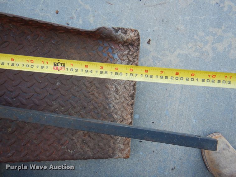 image for item DI5460 Four post automotive lift