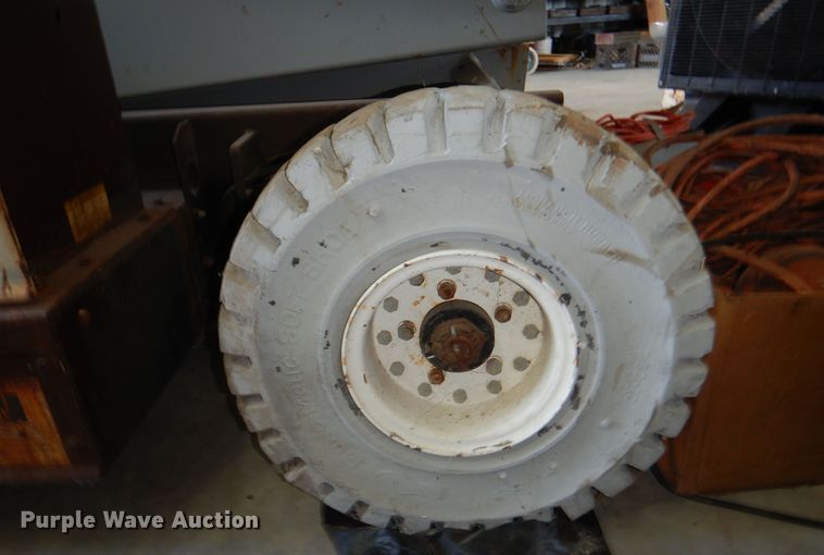 image for item DI5461 Mec 3068ES  scissor lift