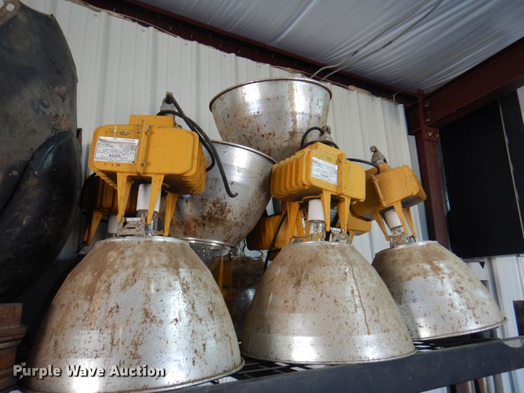 image for item DI5463 Building materials