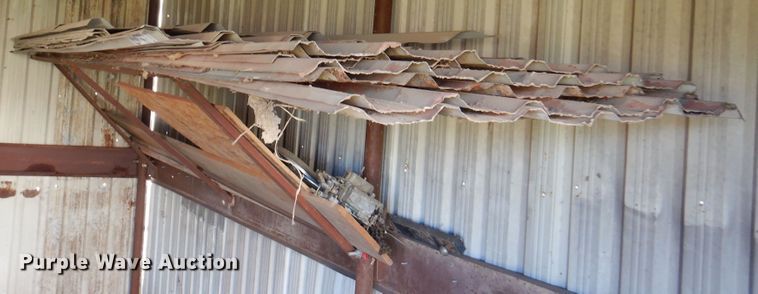 image for item DI5465 Sheets of metal siding/roofing