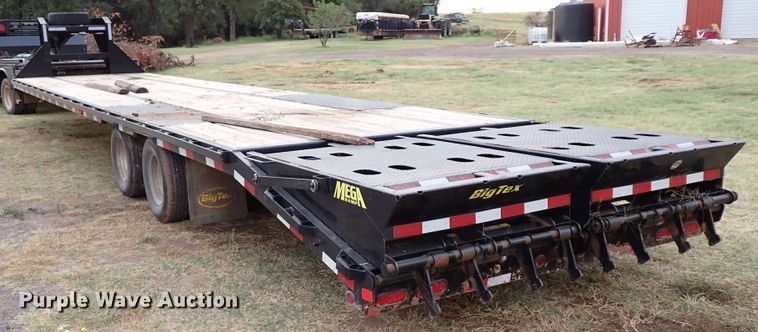 image for item DI5787 2019 Big Tex 22GN-35BK-5MR  equipment trailer