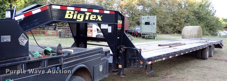 image for item DI5787 2019 Big Tex 22GN-35BK-5MR  equipment trailer