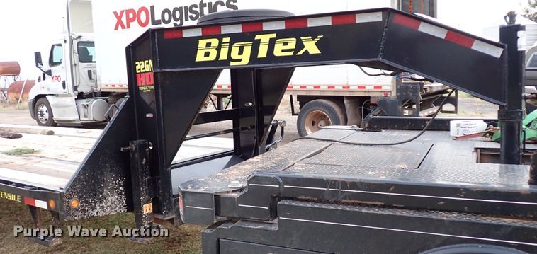 image for item DI5787 2019 Big Tex 22GN-35BK-5MR  equipment trailer