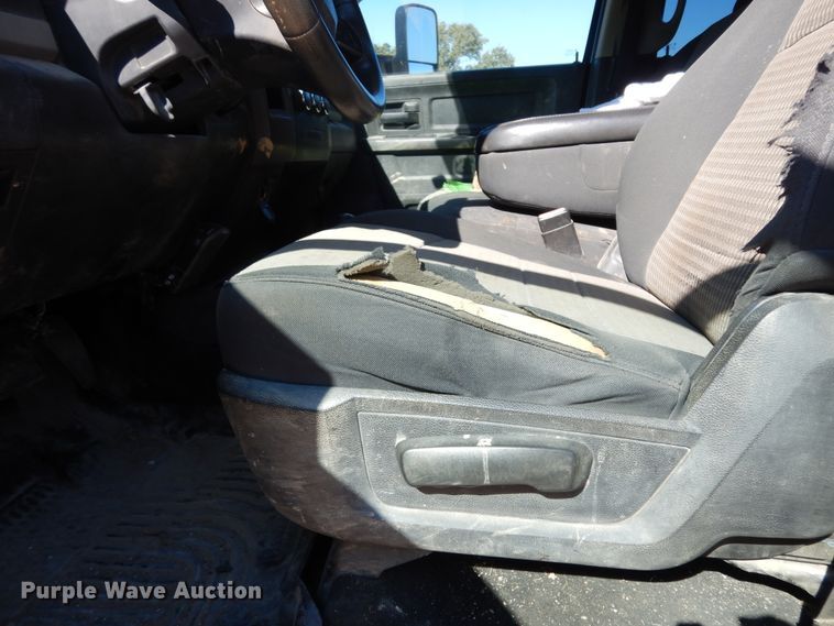 image for item DI8524 2012 Dodge Ram 2500 ST  Crew Cab pickup truck