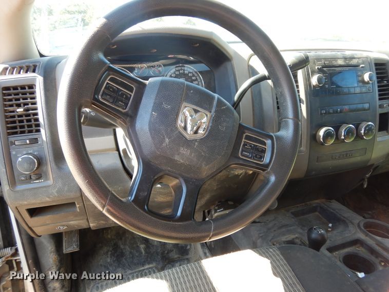 image for item DI8524 2012 Dodge Ram 2500 ST  Crew Cab pickup truck