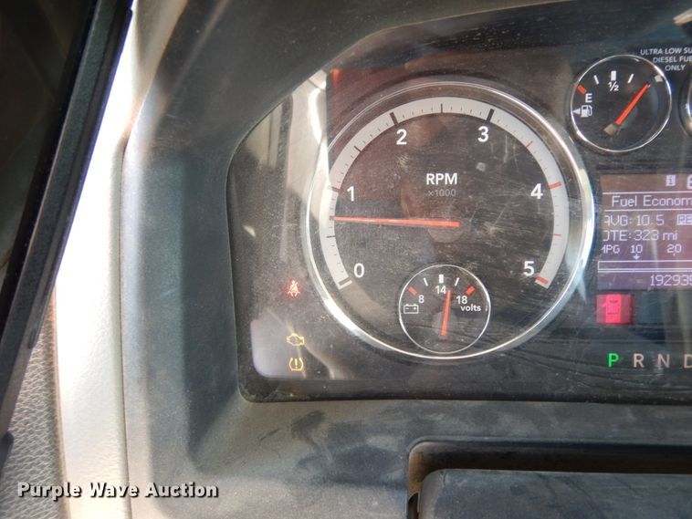 image for item DI8524 2012 Dodge Ram 2500 ST  Crew Cab pickup truck