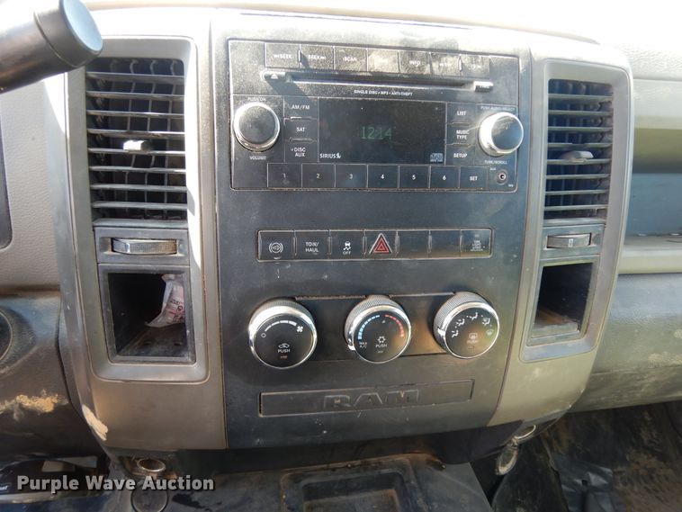 image for item DI8524 2012 Dodge Ram 2500 ST  Crew Cab pickup truck