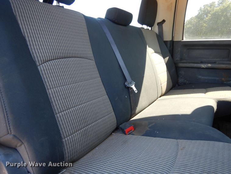 image for item DI8524 2012 Dodge Ram 2500 ST  Crew Cab pickup truck