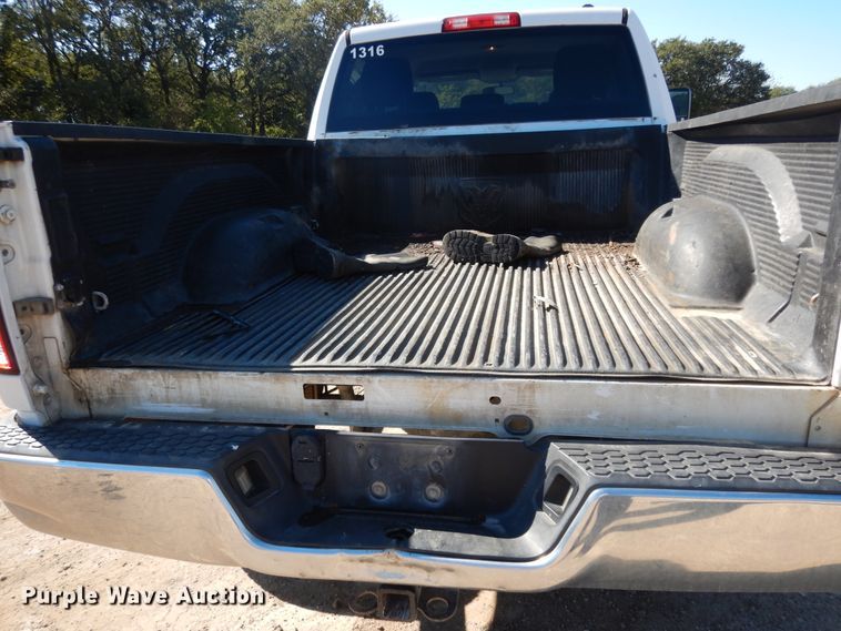 image for item DI8524 2012 Dodge Ram 2500 ST  Crew Cab pickup truck