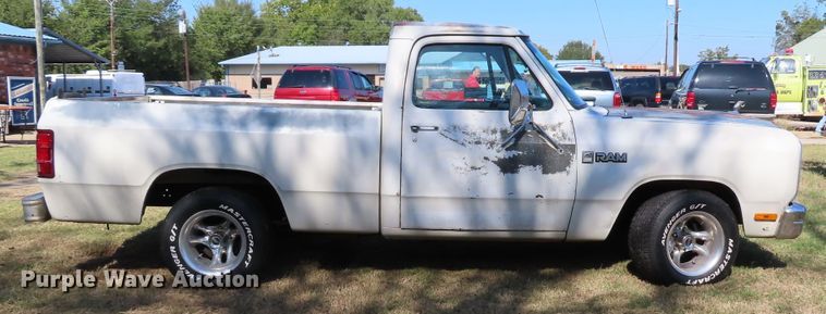image for item DJ7430 1987 Dodge D150  pickup truck