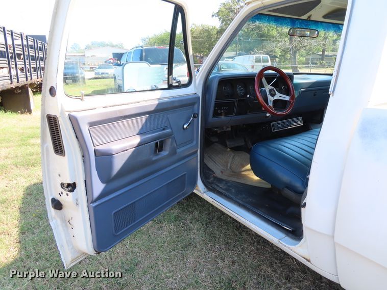 image for item DJ7430 1987 Dodge D150  pickup truck