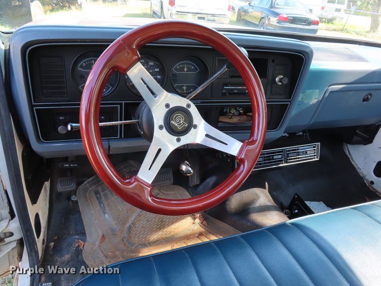 image for item DJ7430 1987 Dodge D150  pickup truck