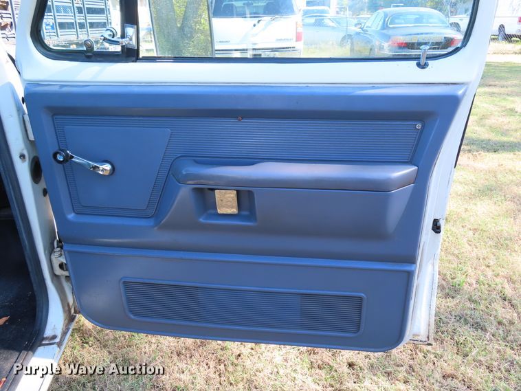 image for item DJ7430 1987 Dodge D150  pickup truck