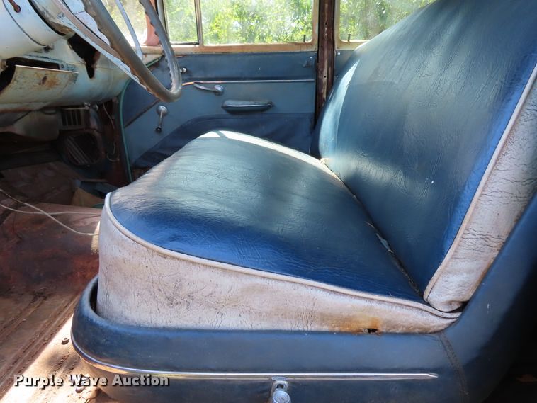 image for item DJ7431 1955 Chevrolet  sedan