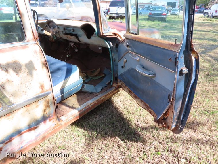 image for item DJ7431 1955 Chevrolet  sedan