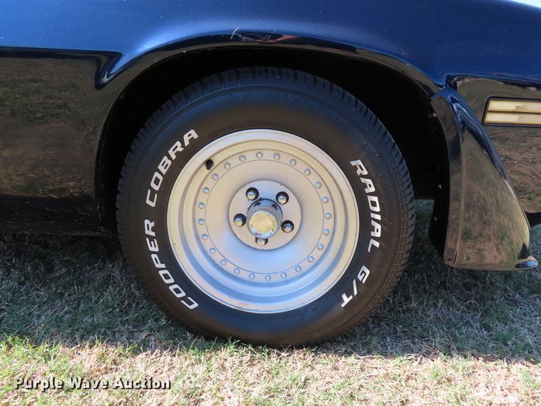 image for item DJ7432 1979 Chevrolet Camaro