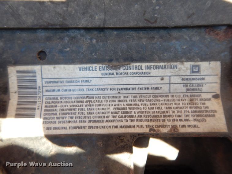 image for item DJ7438 2004 Chevrolet Express G3500  school bus