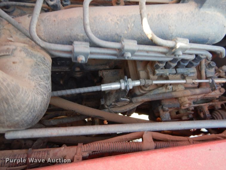 image for item DJ8884 2000 Moffett M5000  forklift