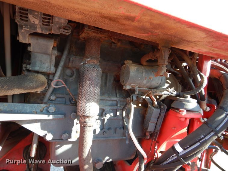 image for item DJ8884 2000 Moffett M5000  forklift