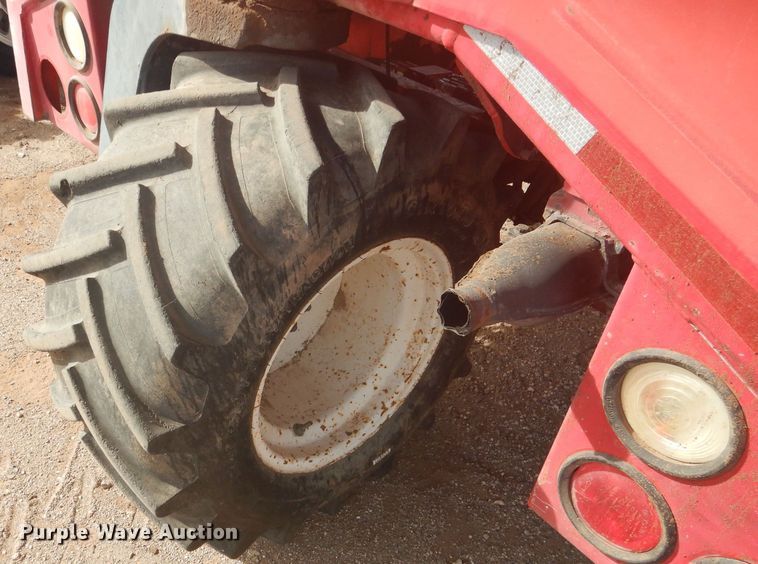 image for item DJ8884 2000 Moffett M5000  forklift