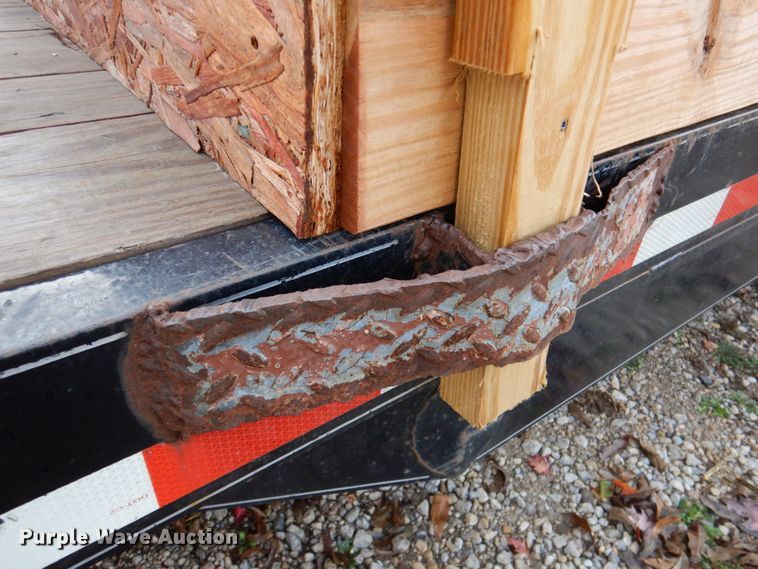 image for item DK1268 2015 H&H  utility trailer