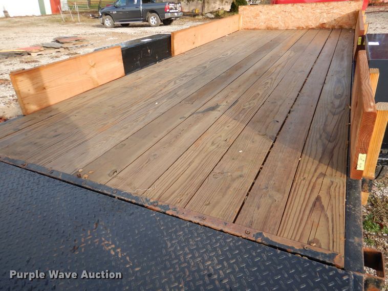 image for item DK1268 2015 H&H  utility trailer