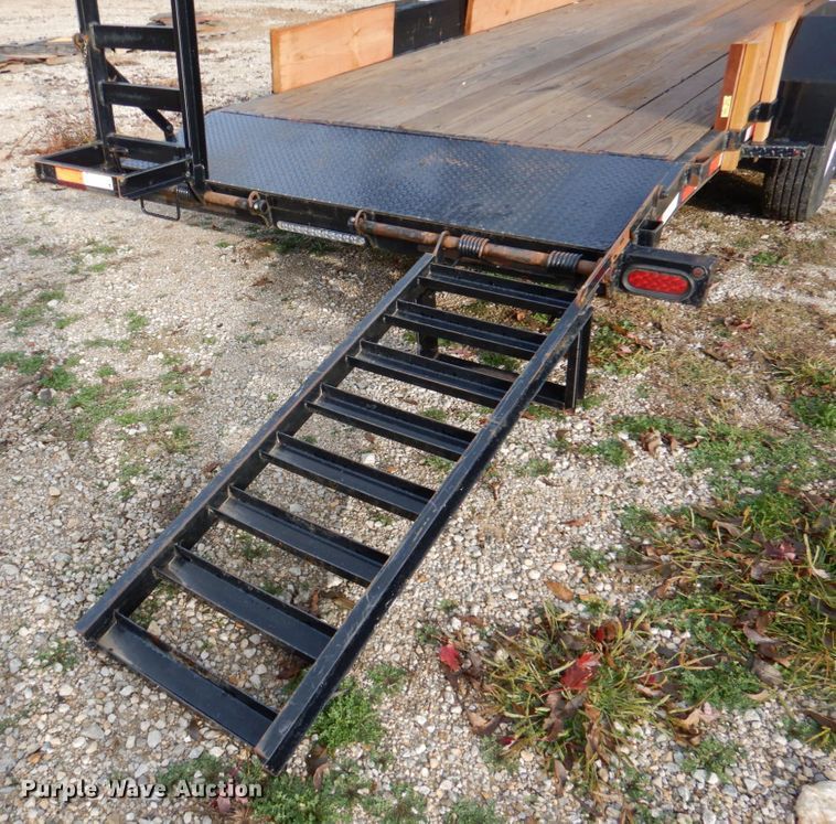 image for item DK1268 2015 H&H  utility trailer