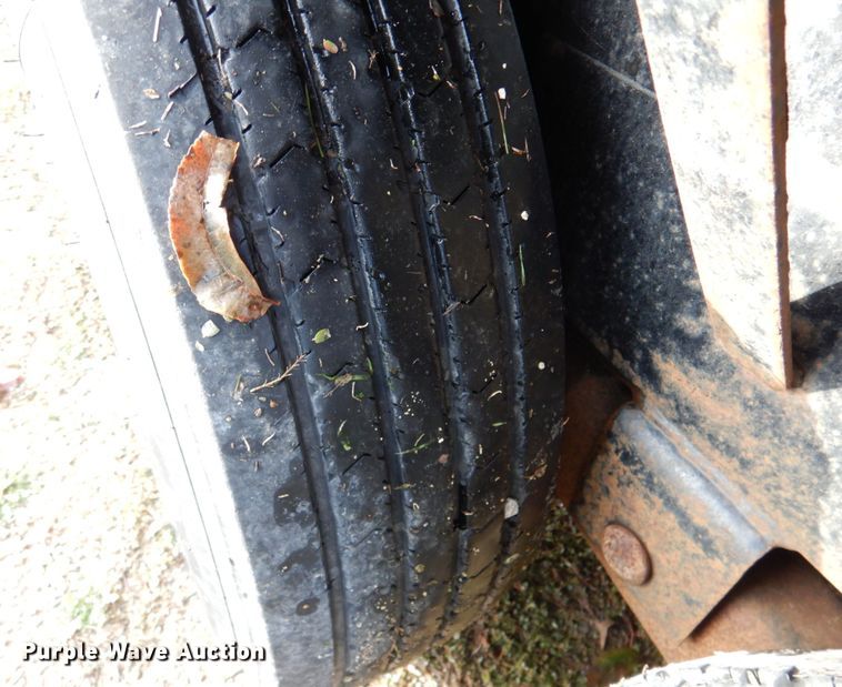 image for item DK1268 2015 H&H  utility trailer