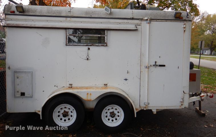 image for item DK1272 1999 Titan  enclosed cargo trailer