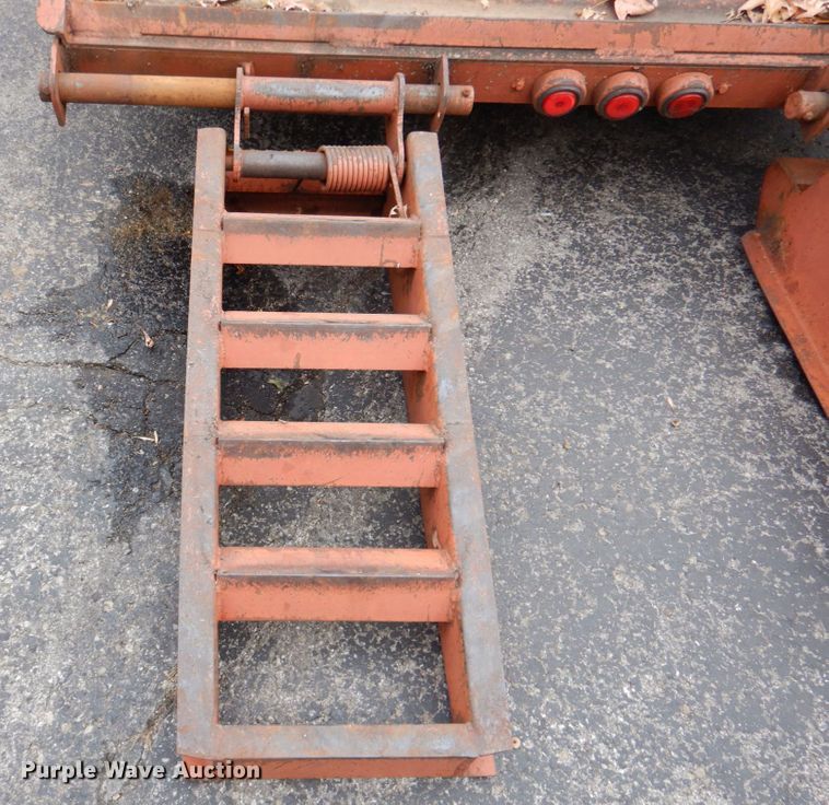 image for item DK1273 1999 Belshe T-2  equipment trailer