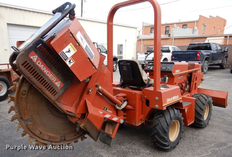 image for item DK1274 Ditch Witch 3500  rock saw