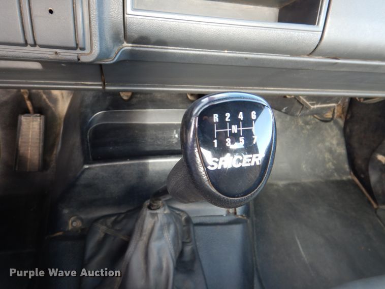 image for item DK1276 2001 Chevrolet C6500  utility / service truck