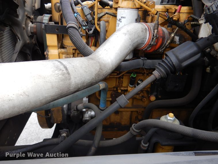 image for item DK1276 2001 Chevrolet C6500  utility / service truck