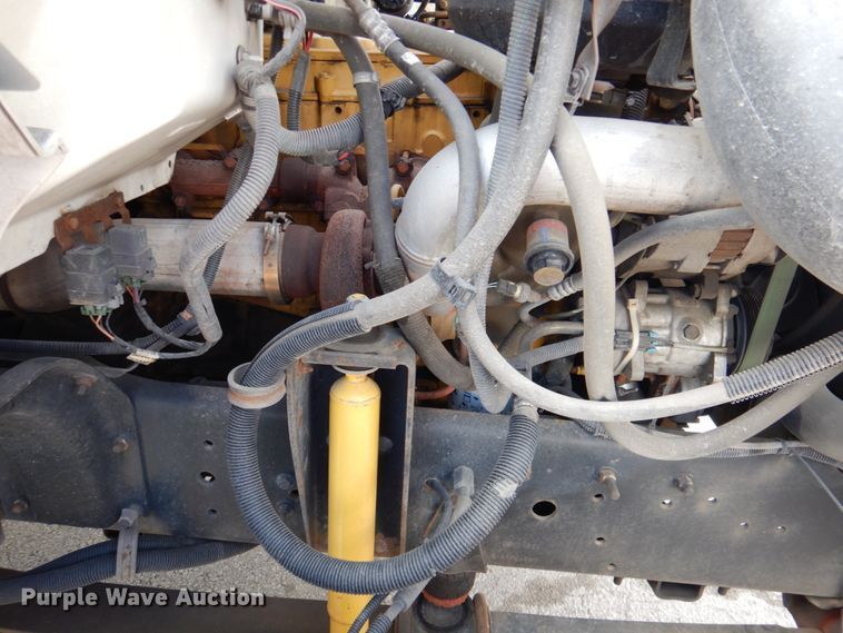 image for item DK1276 2001 Chevrolet C6500  utility / service truck