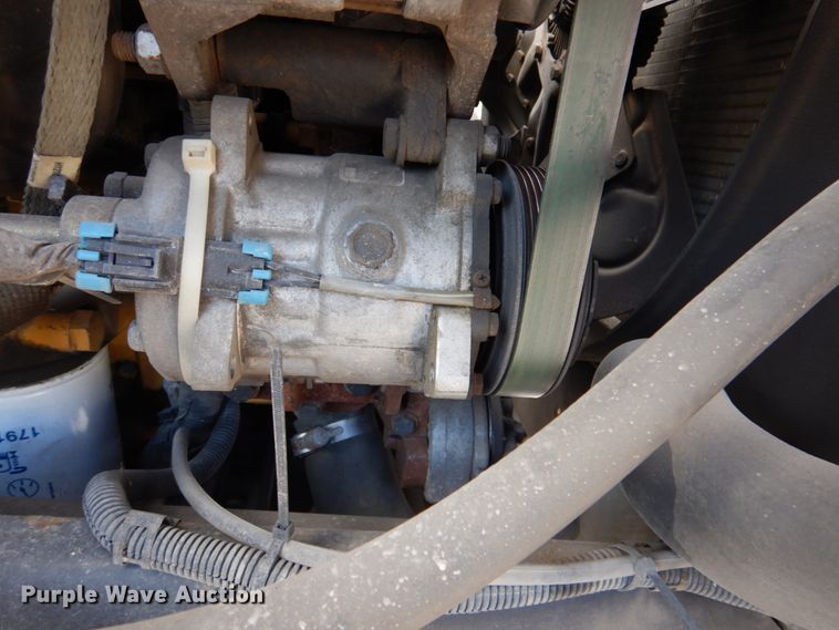 image for item DK1276 2001 Chevrolet C6500  utility / service truck