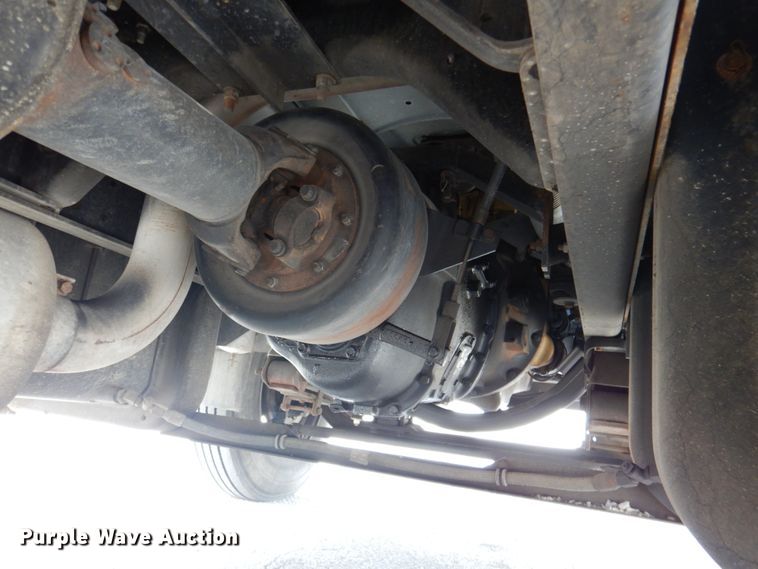 image for item DK1276 2001 Chevrolet C6500  utility / service truck