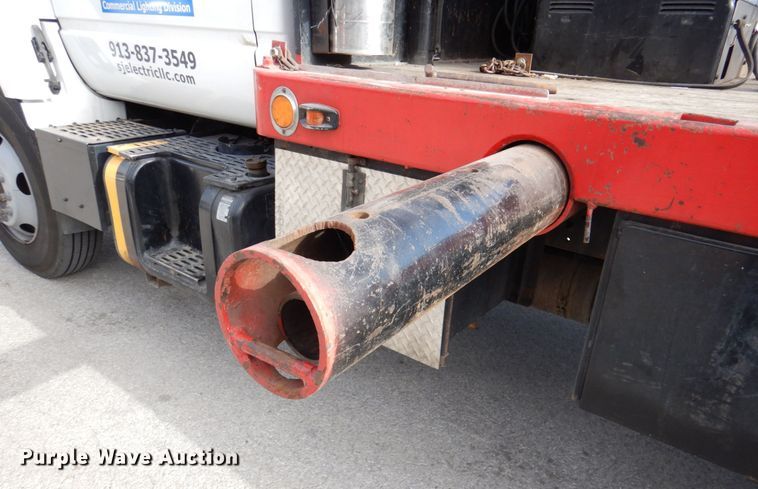 image for item DK1276 2001 Chevrolet C6500  utility / service truck