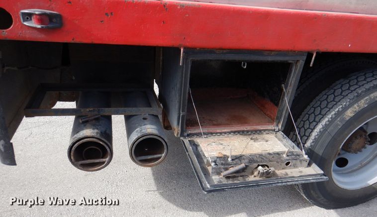 image for item DK1276 2001 Chevrolet C6500  utility / service truck