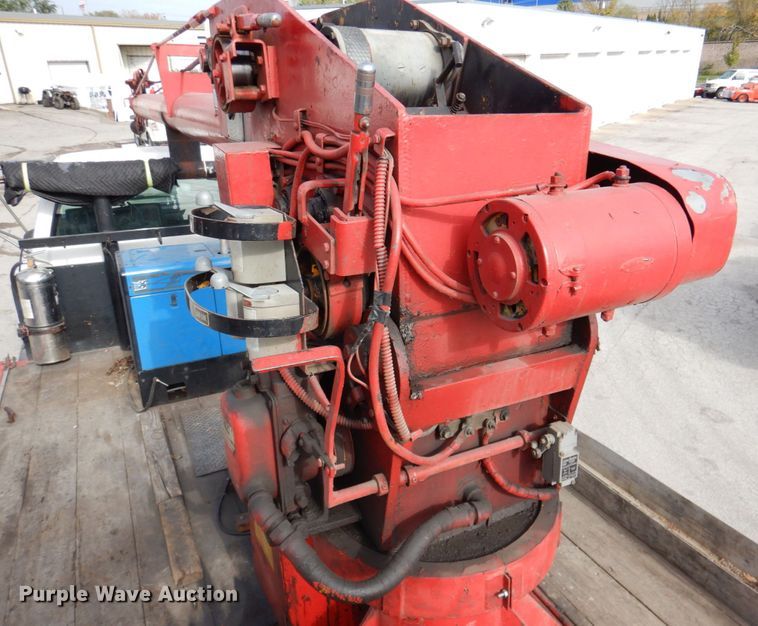 image for item DK1276 2001 Chevrolet C6500  utility / service truck