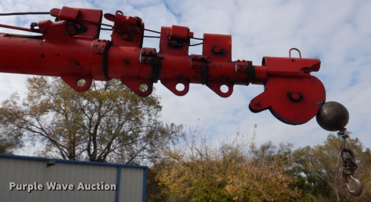 image for item DK1276 2001 Chevrolet C6500  utility / service truck